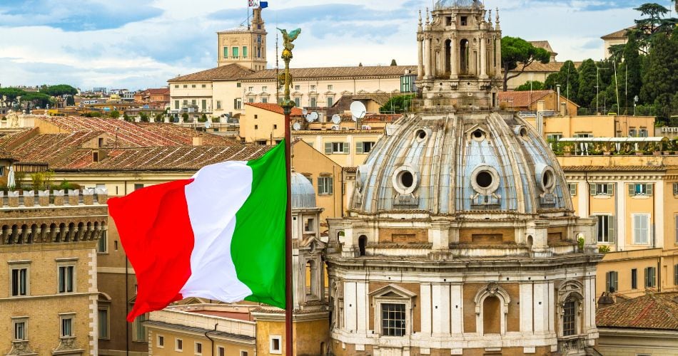 Italy Symbolism & Meaning